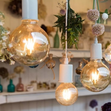 Żarówka V-TAC SKU217147 VT-2027 2200K 7W 700lm