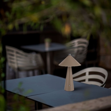 Lampka V-TAC SKU23416 VT-10117 3000K-6000K 3W 240l