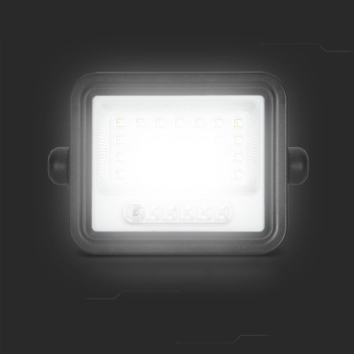 Naświetlacz V-TAC SKU24085 VT-304W CCT 20W 2400lm