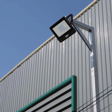 Naświetlacz V-TAC SKU20290 VT-158S-1 4000K 50W 400