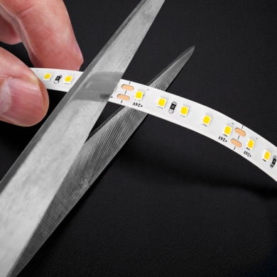 Taśma V-TAC SKU24323 VT-2835 6500K 8W 785lm